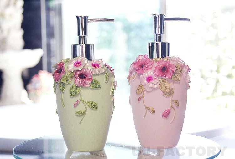 [ immediate payment / special price ]* stylish for refill * body / shampoo bottle ( dispenser )* bus room * lavatory * kitchen .! Gold flower!