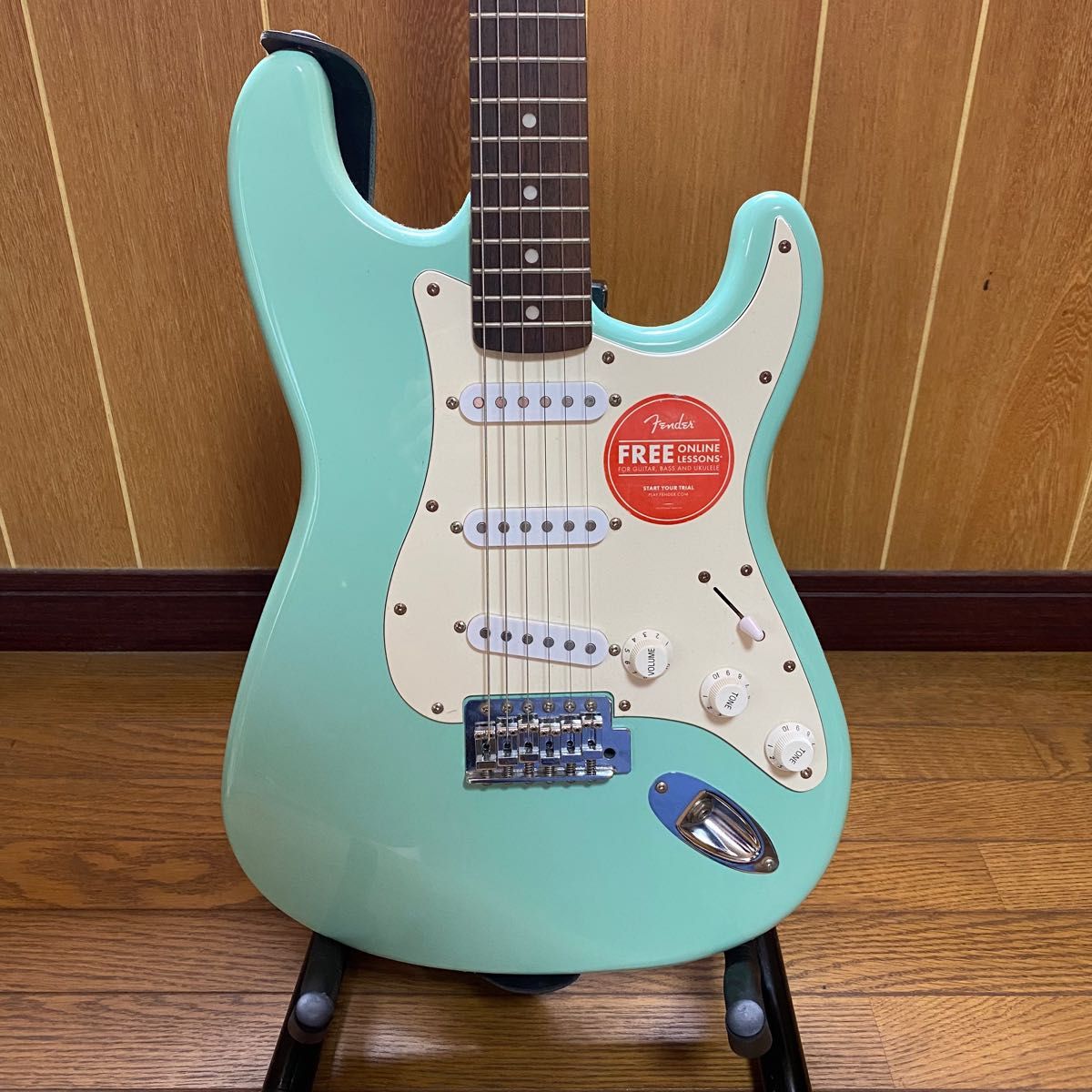 美品】Squier by Fender エレキギター ソフトケース付き