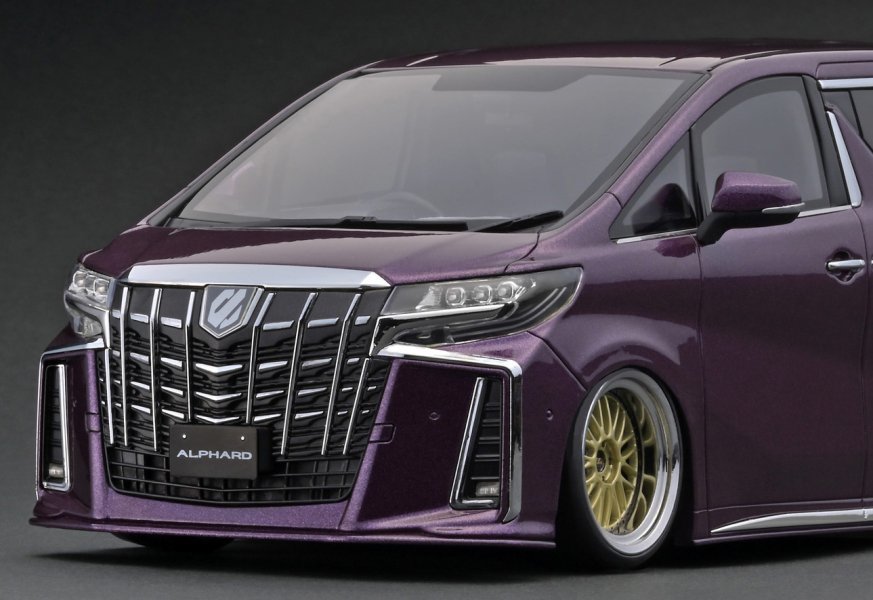 イグニッションモデル・海外特注モデル 1/18 トヨタ アルファード