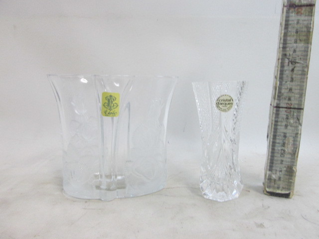クリスタル花瓶 曽我ガラス（バラ柄）１４ｃｍ　クリスタルダルク　花瓶　フランス製　２個で未使用　　_画像1