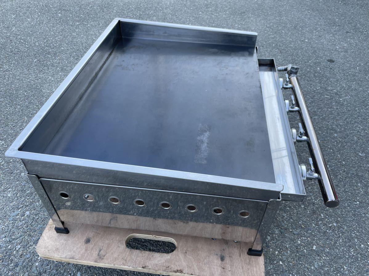 * secondhand goods teppanyaki vessel griddle desk roasting pcs TYS600A city gas 2022 year made width 600x450 iron plate thickness 12mm. wistaria metal industry operation without any problem *