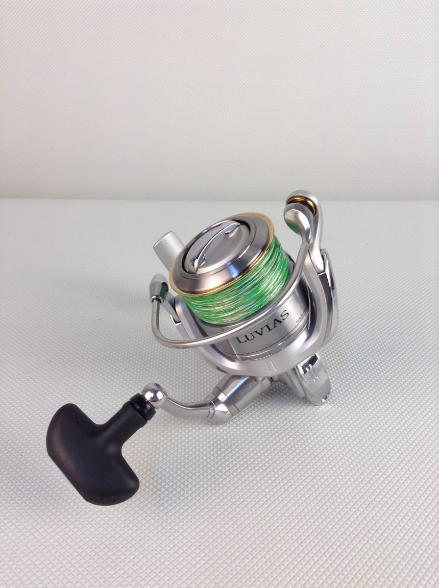 A5912☆Daiwa ダイワ LUVIAS 2500 ルビアス スピニングリール リール 釣り具 フィッシング 中古