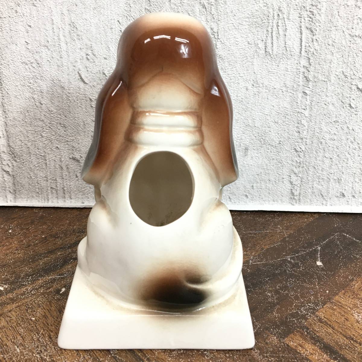 Hush Puppies ハッシュパピー 置物 2点セット 犬 陶器 オブジェ Hush Puppies ハッシュパピー 置物 2点セット 犬 陶器 オブジェ