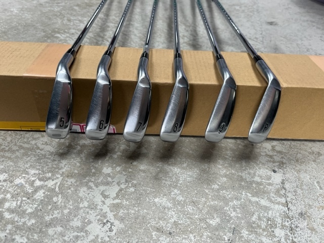 ダンロップ SRIXON スリクソン ZX4 アイアン N.S.PRO 950GH neo 5~P 6