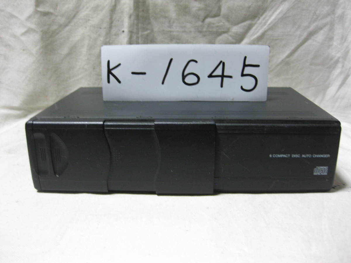 K-1645 Ford Ford 3W1T-18C849-BC 6CD changer не проверено товар 