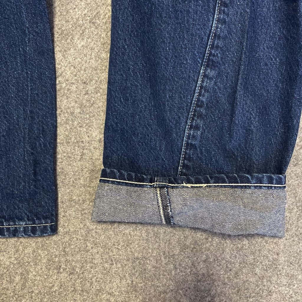W33 定価24200円 新品 リーバイス レッド バギートラウザー W33 定価24200円 新品 リーバイス レッド バギートラウザー