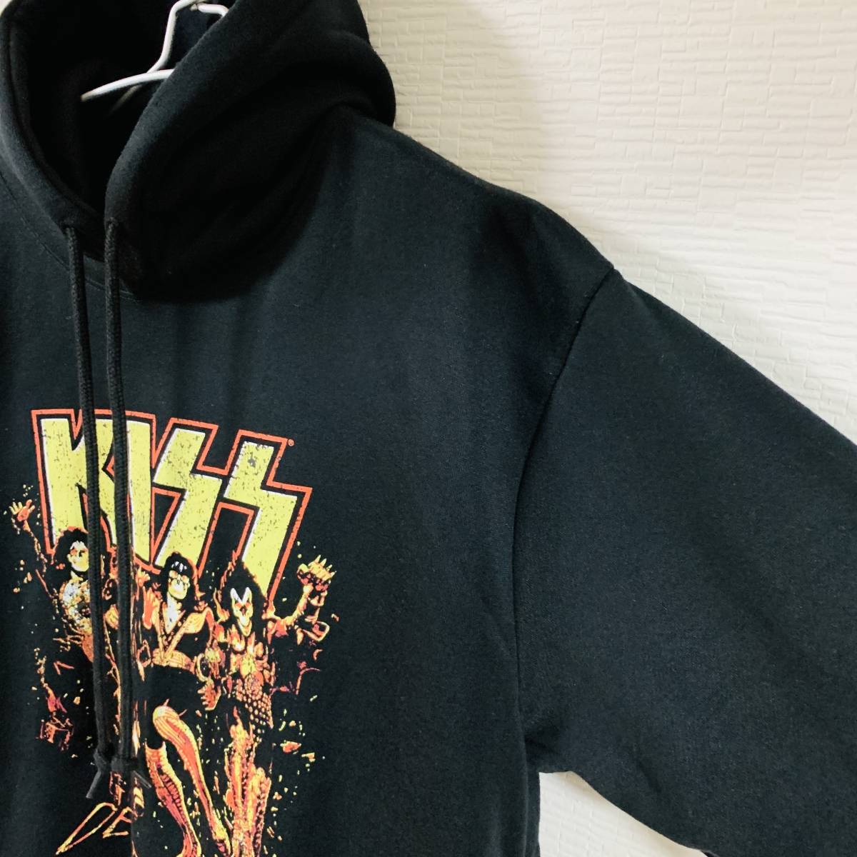 KISS (キッス) - MEN KISSメンバープリントパーカー ロックパーカー LLサイズ 黒色 パーカ ロックバンド (タグ付き新品未着用品)_画像4