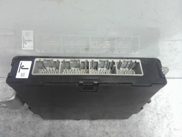 アクア DAA-NHP10 エンジンコンピューター ECU S 8V7 デンソー 89681-52180 89661-5C570_画像3