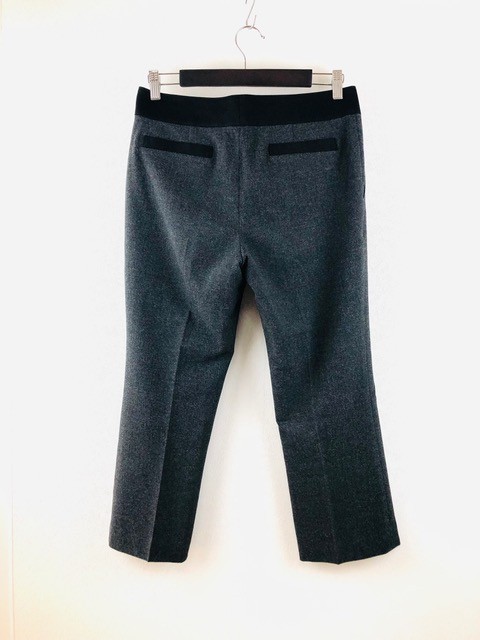  large size UNTITLED Untitled lady's slacks pants dark gray black black L size corresponding stretch function material 