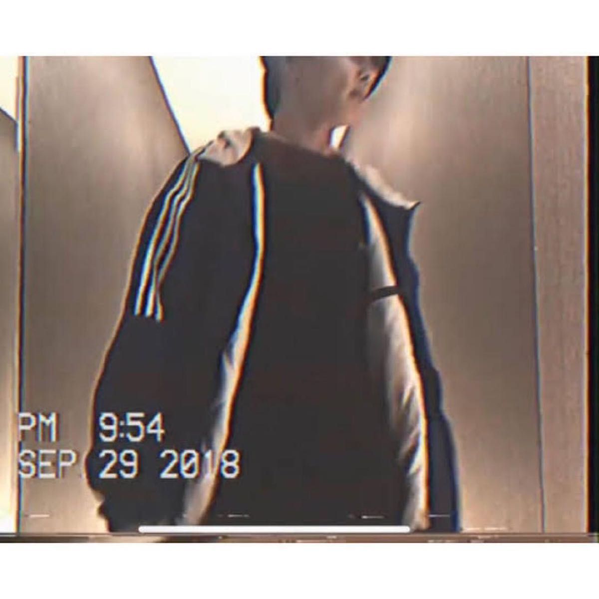 美品 adidas trefoil jacket dh7080 xl サイズ ジョングク 着用