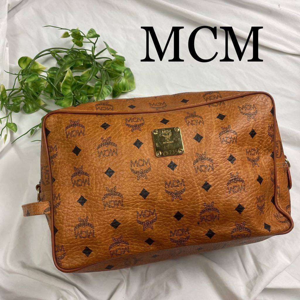 MCM エムシーエム クラッチバッグ-