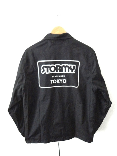 состояние хороший /STORMY TOKYO: stormy Tokyo / Logo принт ввод нейлон коуч жакет / черный /Msize соответствует 