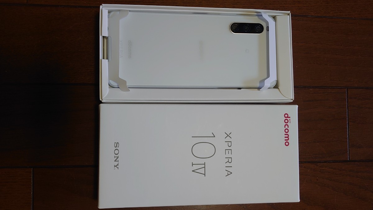 新品未使用 Xperia 10 IV ホワイト 白 SIMフリー docomo版 一括 新品未使用 Xperia 10 IV ホワイト 白 SIMフリー docomo版 一括