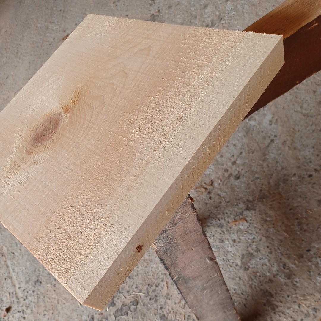 B-1223【34.3×35.5×3.6cm】国産ひのき　節板　テーブル　 棚板　 看板 　一枚板 　桧　 檜 　無垢材　DIY_画像3