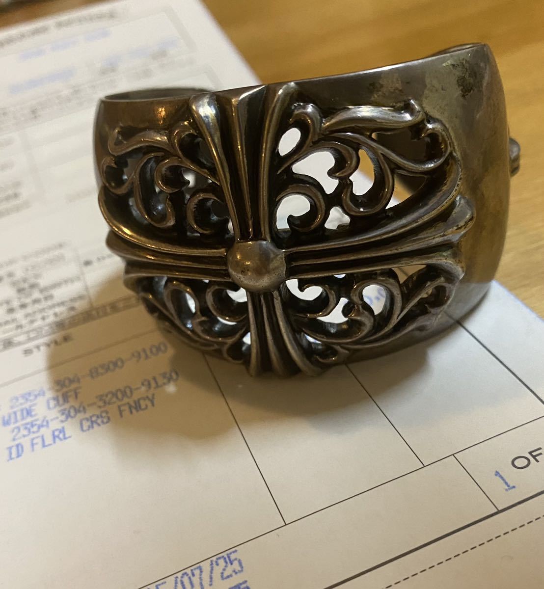 Yahoo!オークション - CHROME HEARTS クロムハーツ WIDE CUFF Yahoo!オークション - CHROME HEARTS クロムハーツ WIDE CUFF
