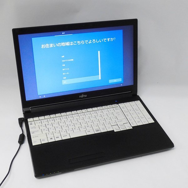 ☆ 即決 Fujitsu i5-6300U 2.3GHz/4G/500G/Win10 LIFEBOOK A576/NX_画像1