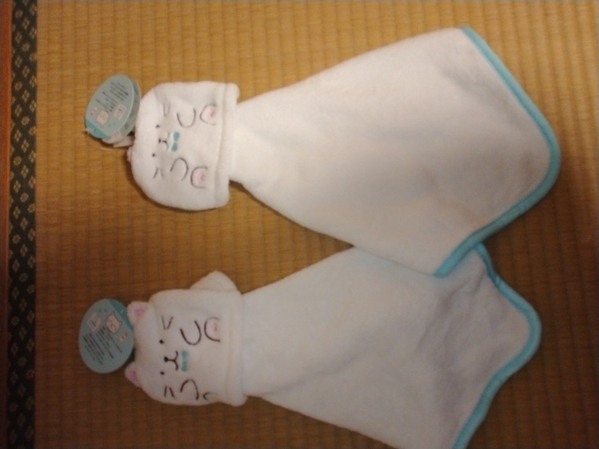FukuFukuNyanko おすわりマスコットタオル　シロタマ　二枚セット　紐付き　子供園