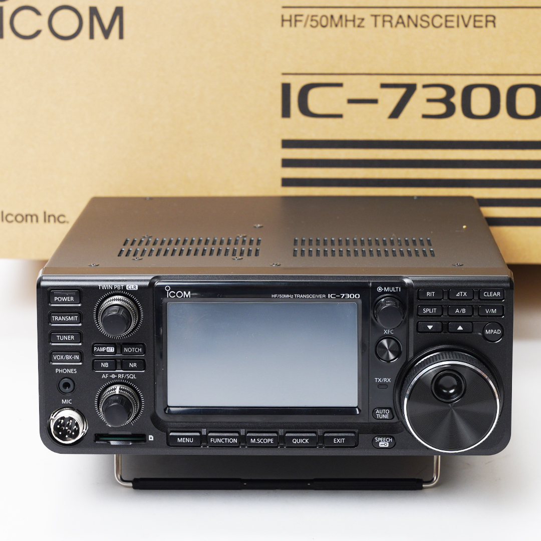 ICOM IC-7300 HF/50MHz 100W の画像1