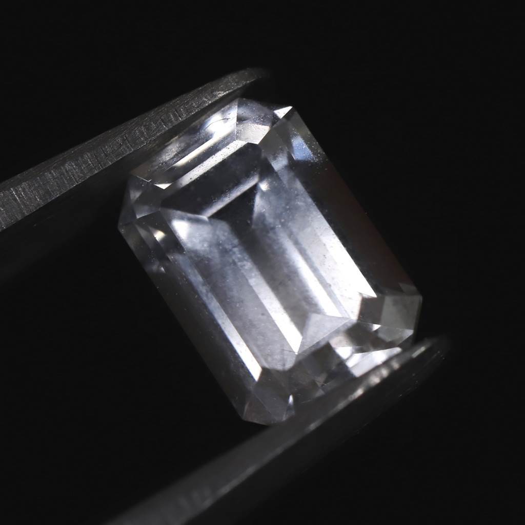 ロシア産 フェナカイト 5.8mmレクタングルカット ルース 0.5ct 【榎本