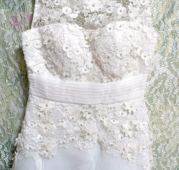 Dorisqueen pure-white wedding dress / race frill no sleeve One-piece White wedding dress/lace frill sleeveless dress