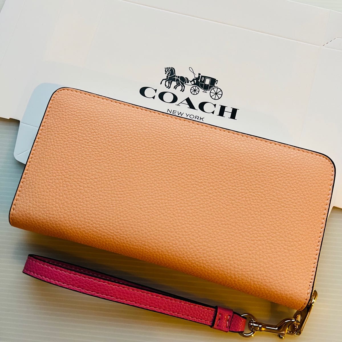 Coach コーチ長財布おすすめデザインおすすめプレゼント 人気新商品