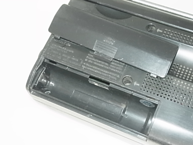SONY[ICF-800] FM/AM analogue type portable radio control 21090420