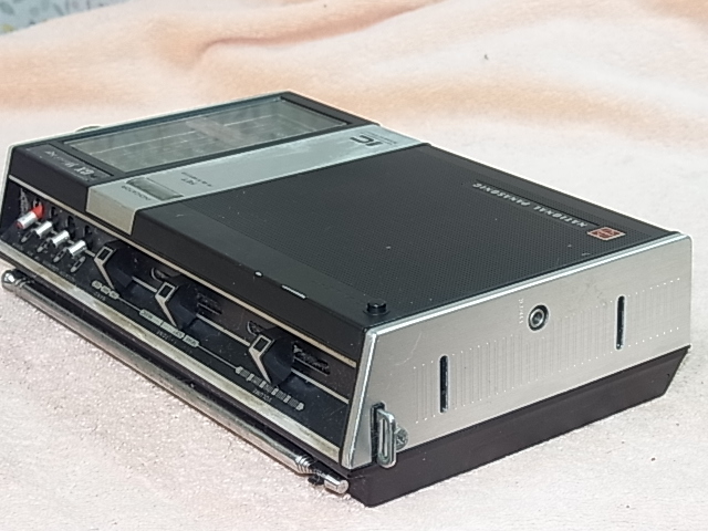Yahoo!オークション - National Panasonic 【 RF-858 】初期型 Yahoo!オークション - National Panasonic 【 RF-858 】初期型