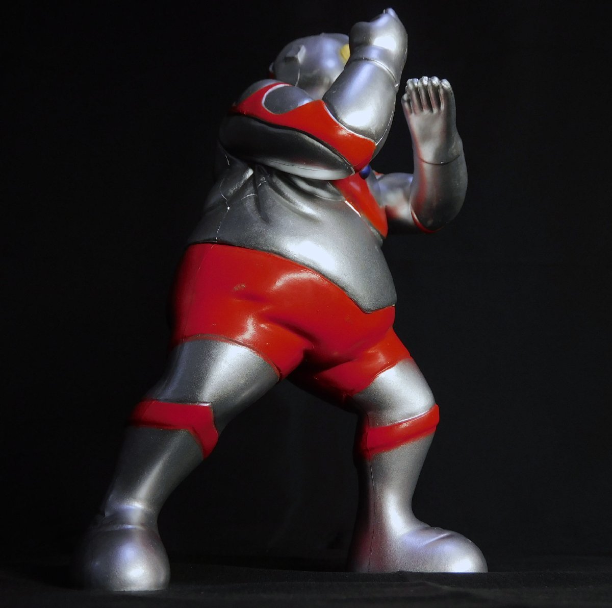 国内発送 帰ってくれウルトラマン デブトラマン 14cm 完成品フィギュア ウルトラマン メタボ 右手が…(ウルトラマン)｜売買された