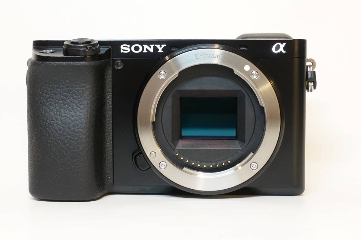 新品同様 SONY α6100 ILCE-6100-