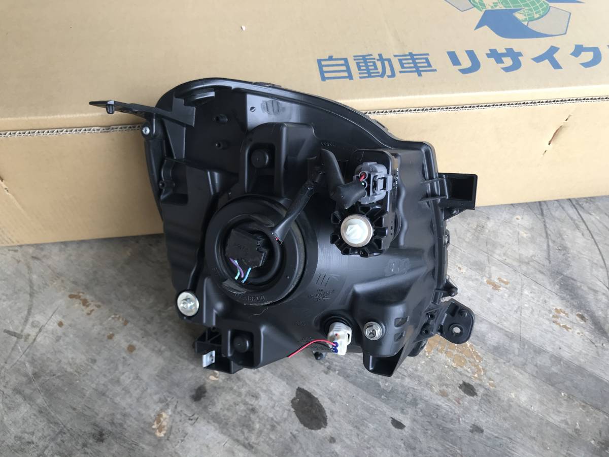 モコ MG33S 純正左ヘッド ライト ハロゲン STANLEY P9638　ASSY_画像8