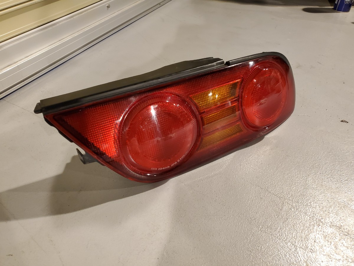 180SX 後期用テールランプユニット右側(運転席側)中古品!日産・PS13