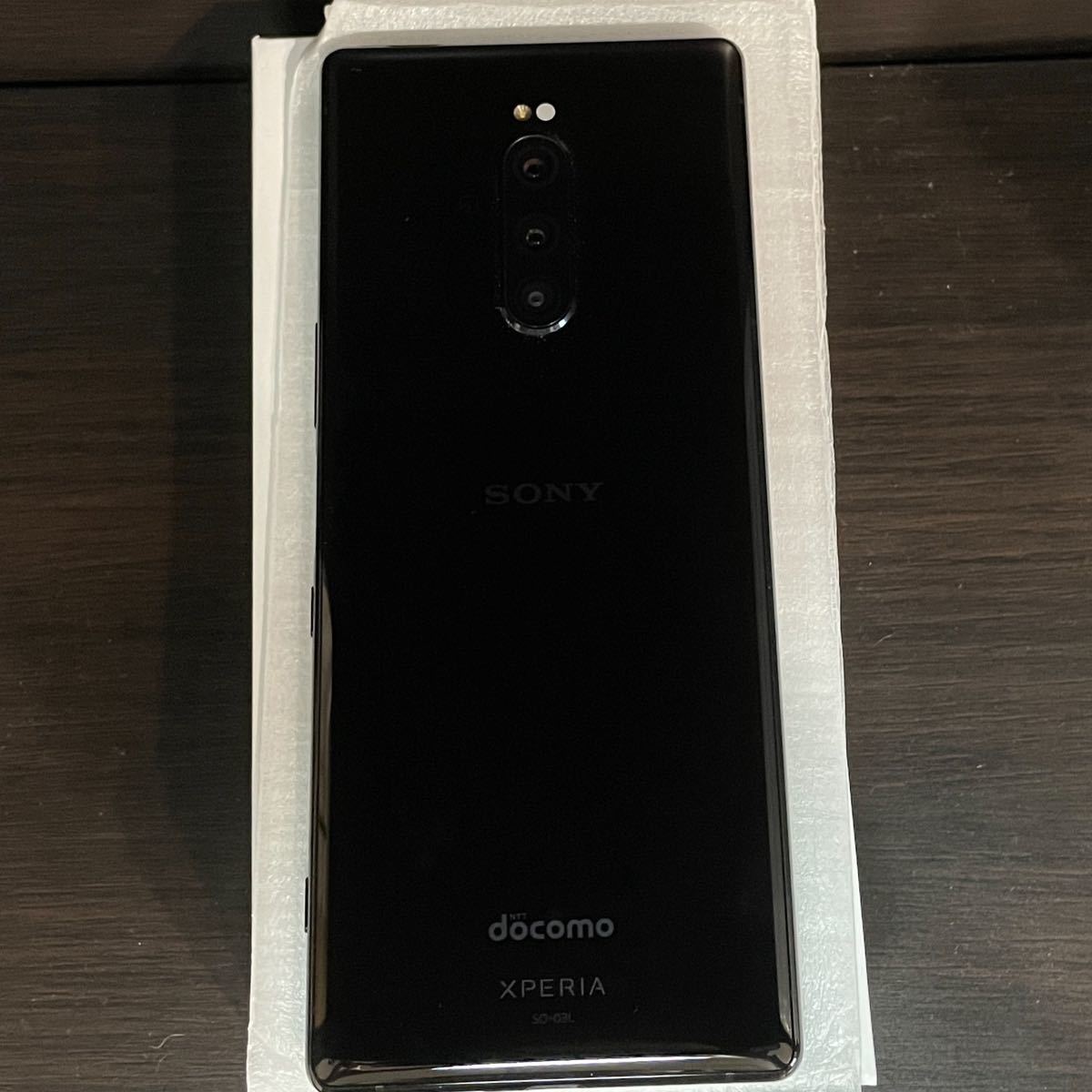 ということ Xperia ブラック SIMフリー ドコモ版の通販 by jackass's