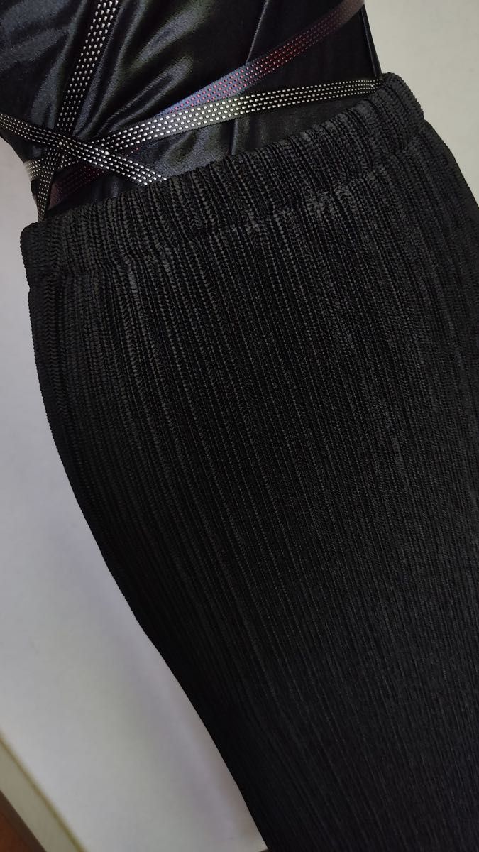 期間限定値下げ中！日本製　ブラック　ロング　プリーツスカート