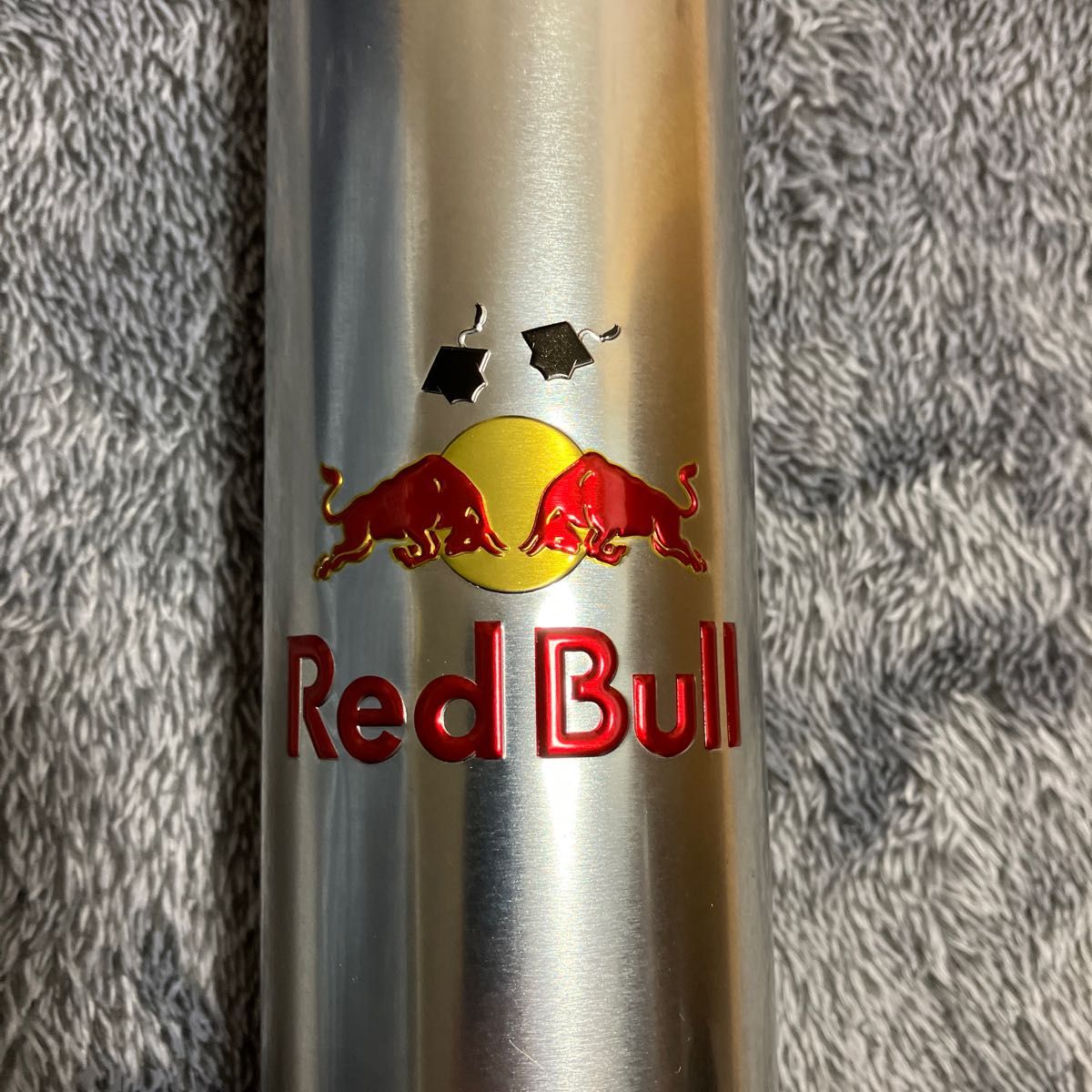 レッドブル　卒業記念缶　卒業証書　Red Bull