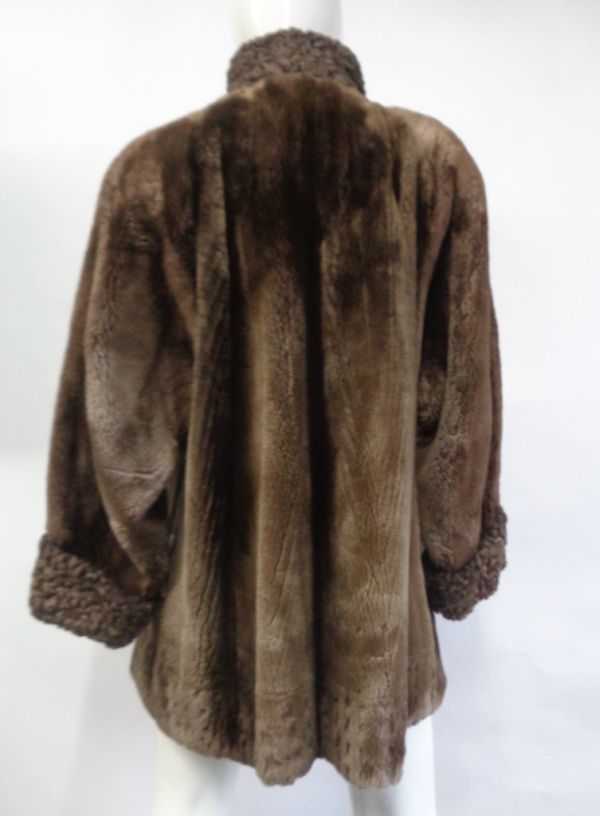 ブラウン　シェアード・ビーバー&ペルシャン・ラム毛皮ファー・コート　アメリカンサイズ6-8_画像3