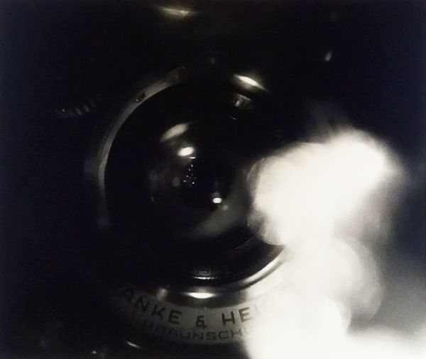 オノデラユキ プリント額「Camera No.5」 ゼラチンシルバープリント 限10 裏にサイン、タイトル、年記 49×41.5 1997