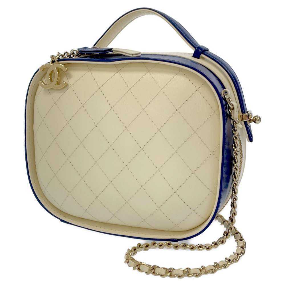 シャネル チェーンショルダーバッグ ココマーク マトラッセ CHANEL