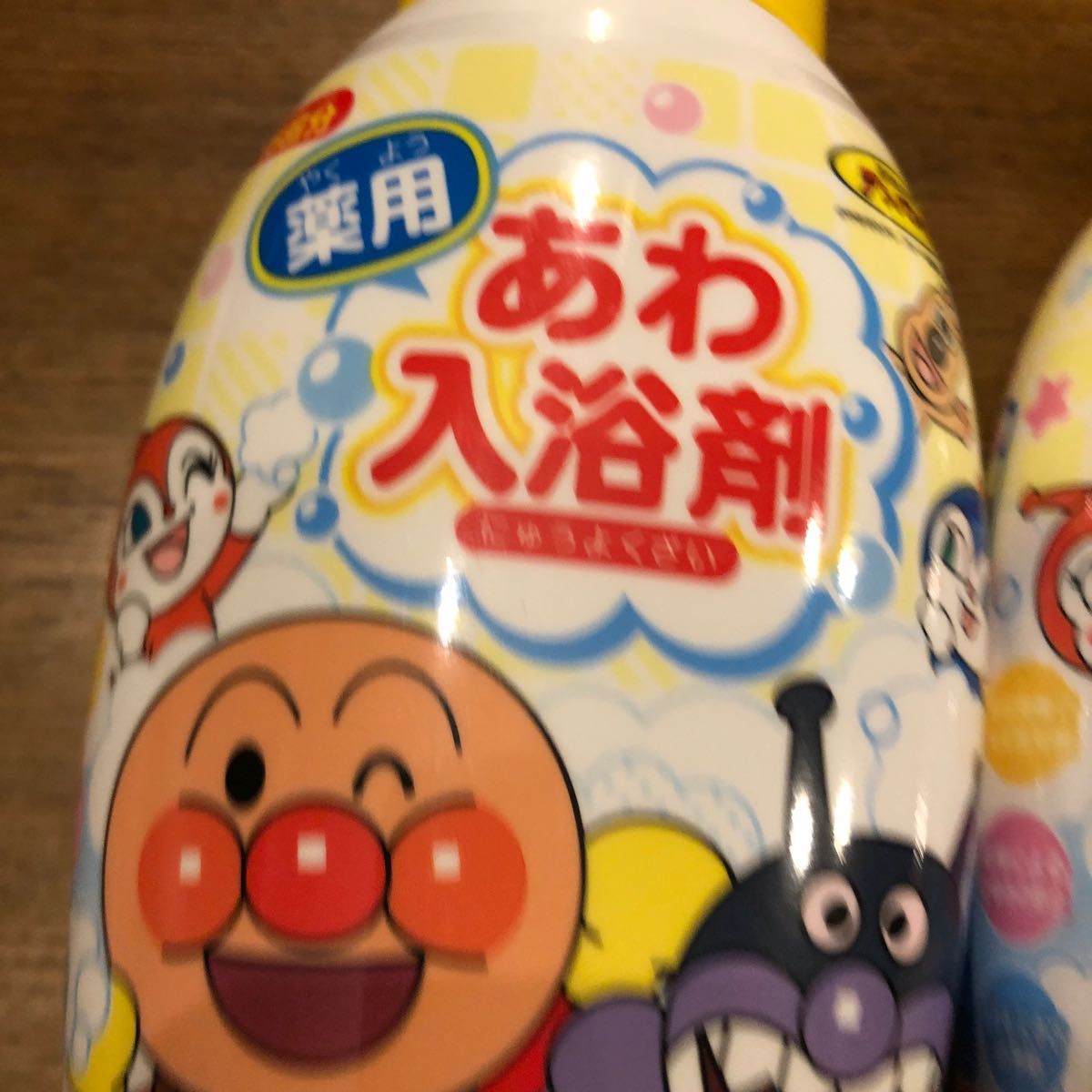 アンパンマン】 薬用あわ入浴剤ボトルタイプ アンパンマン 300ml アンパンマン】 薬用あわ入浴剤ボトルタイプ アンパンマン 300ml
