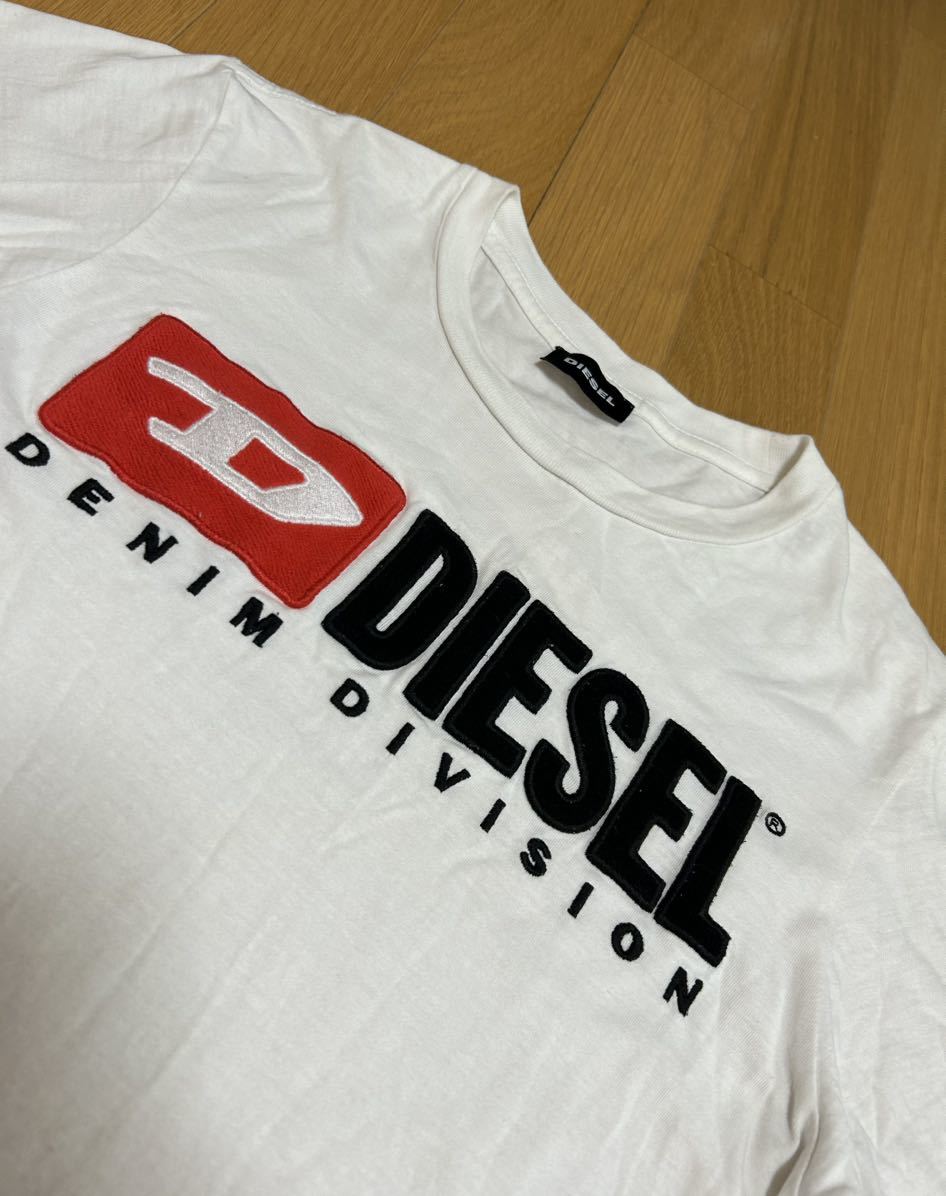 ディーゼル　半袖Tシャツ　サイズ12 150 160 トップス　キッズ　ジュニア　白Tシャツ ロゴ　diesel_画像2