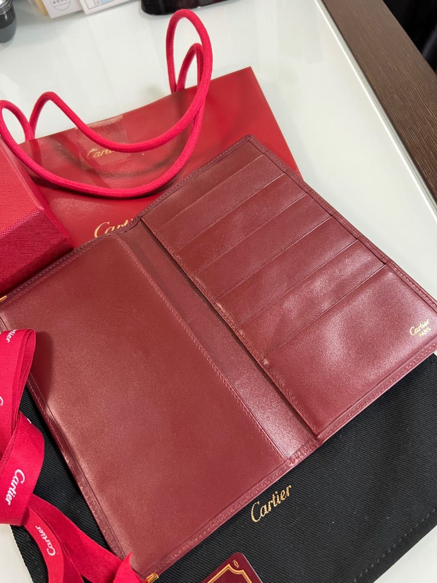 カルティエ Cartier マストライン 二つ折り長財布（札入れ）