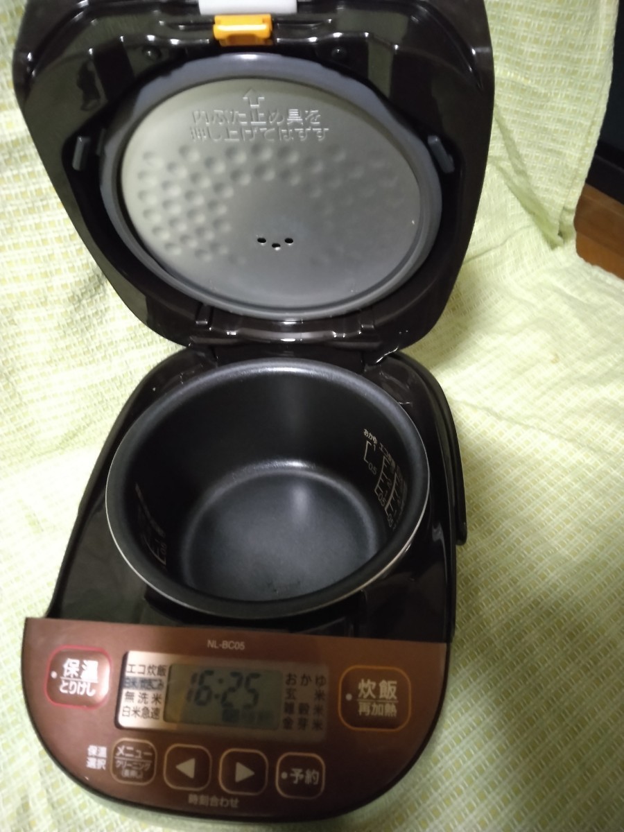 熱い販売 象印マイコン炊飯ジャー NL-BT05 3合炊き general-bond.co.jp