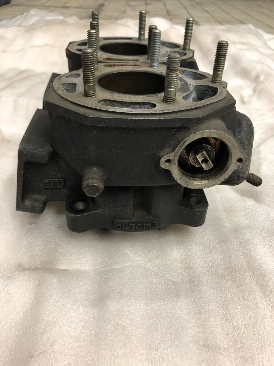 RZ250RR (51L) シリンダー 貴重 STD径 ウェットブラスト 実働品 RZ250RR (51L) シリンダー 貴重 STD径 ウェットブラスト 実働品