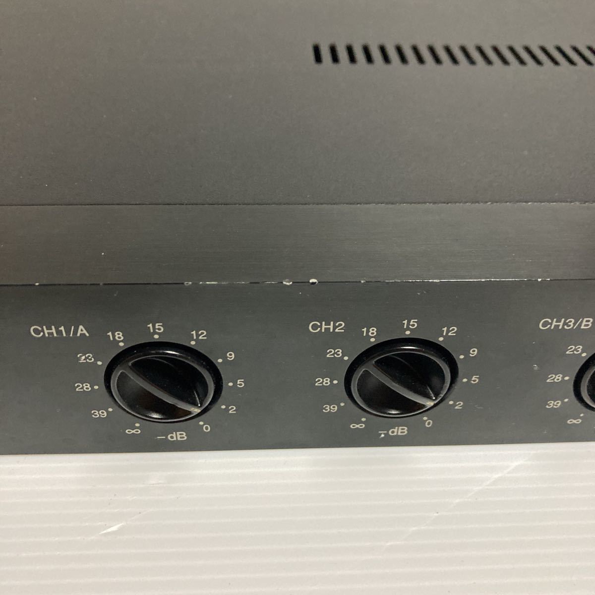 ジャンク 通電確認済み marantz DA04 パワーアンプ 匿名配送 ジャンク 通電確認済み marantz DA04 パワーアンプ 匿名配送