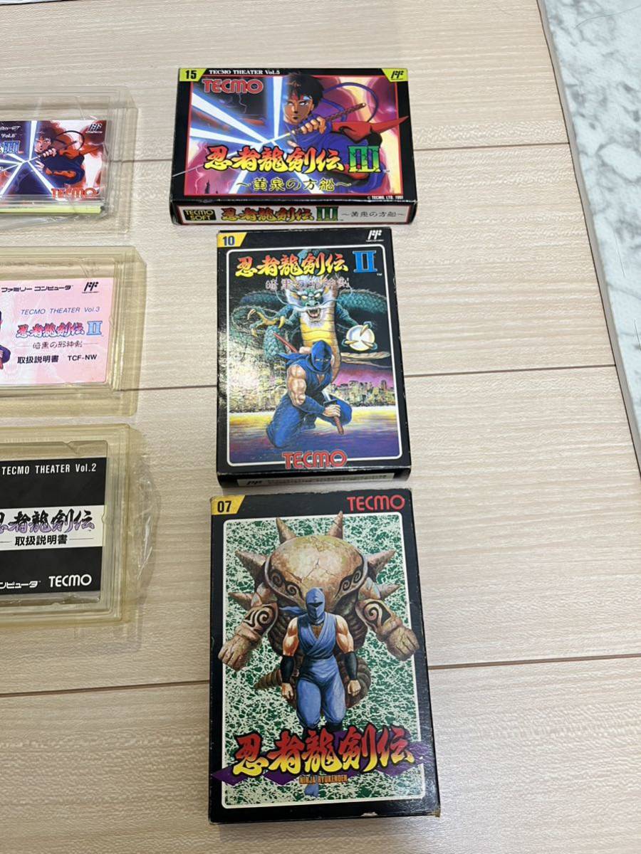美品 ファミリーコンピュータ ファミコン FAMILY COMPUTER 忍者龍剣伝