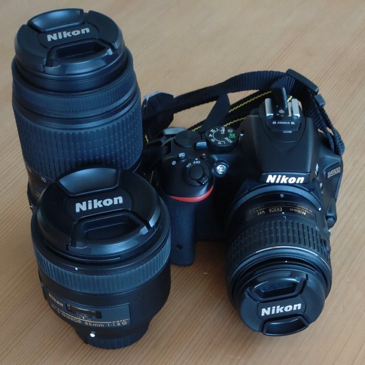 Nikon ニコン デジタル一眼レフカメラ D5500 ダブルズーム 単焦点