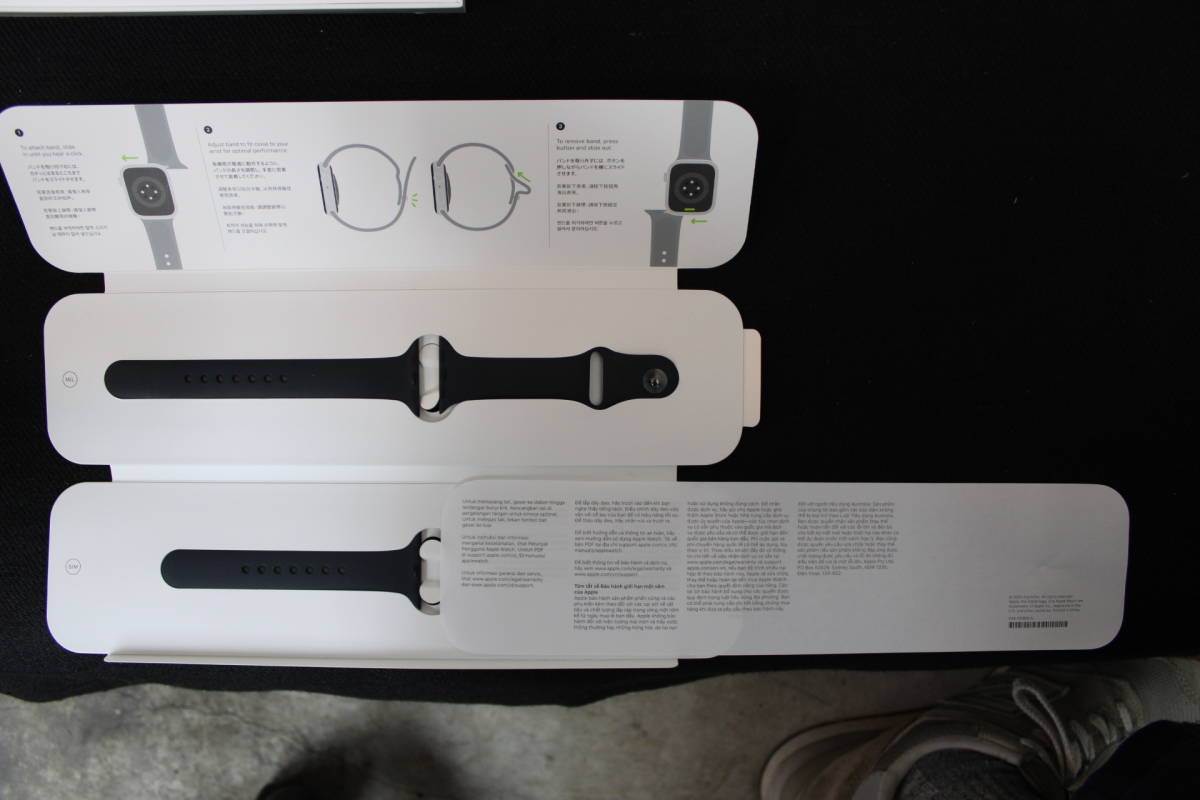 美品・動作確認済み】Apple Watch SE (2nd Gen) GPSモデル 40mm MNJT3J