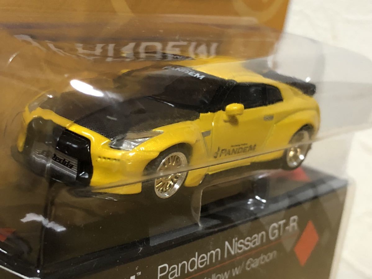 1/64 MINI GT 124 Pandem Nissan GT- R Metalic Yellow/Carbon mijo