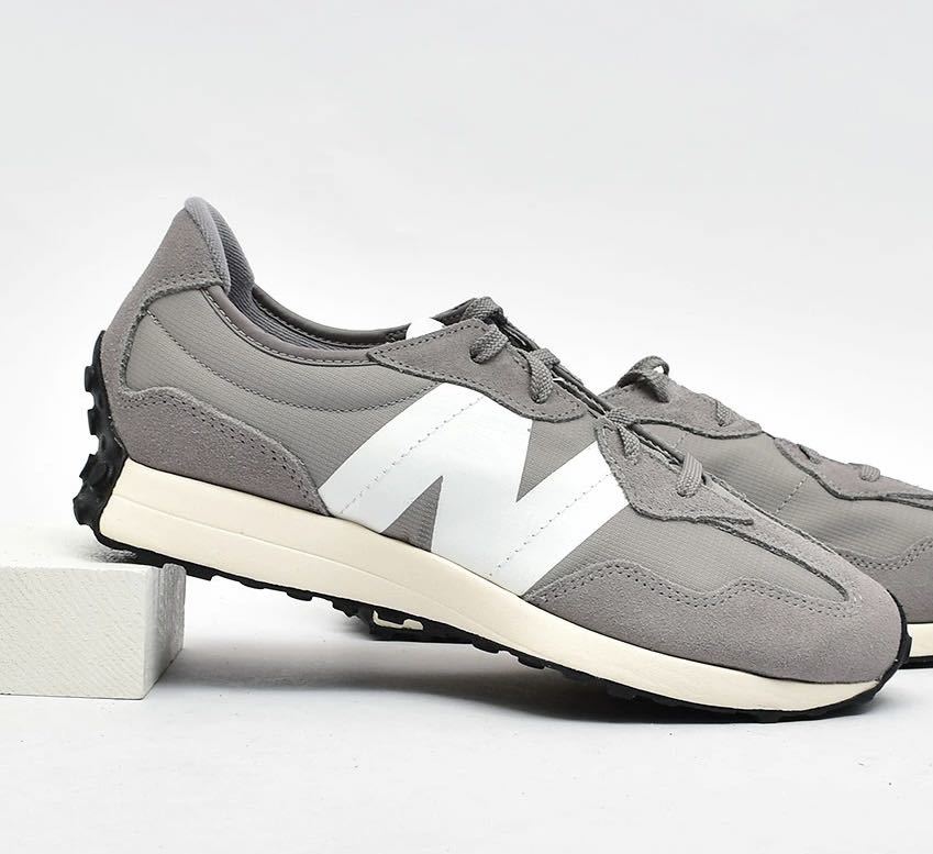 New Balance ニューバランス GS327 グレー レディース スニーカー ランニング US5_画像7