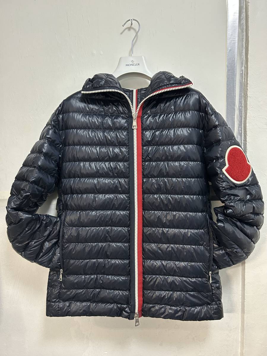極上品/モンクレール/MONCLER/デカワッペン/トリコロール/フード 極上品/モンクレール/MONCLER/デカワッペン/トリコロール/フード