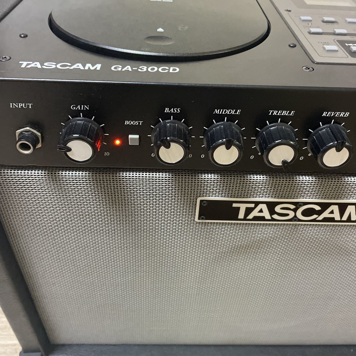 TASCAM ギターアンプ CDトレーナ内蔵 GA-30CD